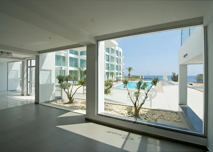 Coralli Beachfront Resort Protaras